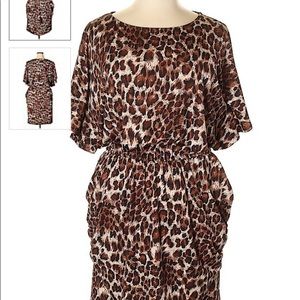 Cocktail dress with pockets